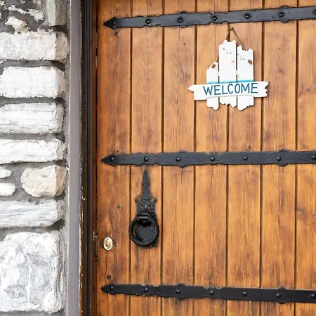 Ferienhaus The Sea Front Fisherman's House