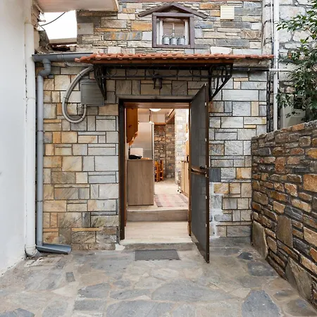 Casa de Férias The Sea Front Fisherman's House Káto Gatzéa