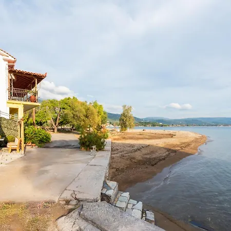 Dom wakacyjny The Sea Front Fisherman's House Kato Gatzea