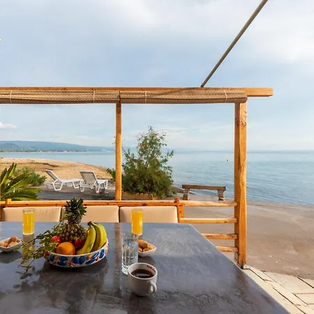 The Sea Front Fisherman's House קאטו גצאה